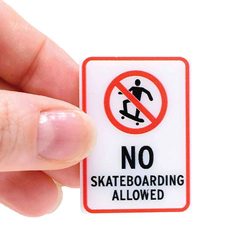 No Skateboarding Sign