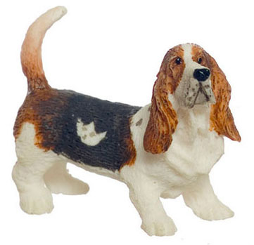 Dollhouse Miniature Basset Hound 1/2